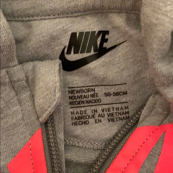 Newborn original Nike bundle of 3 - Picture 7 of 8